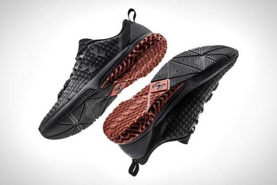 DER ARCHITECH-TRAININGSSCHUH VON UNDER ARMOUR MIT ZWISCHENSOHLE AUS DEM 3D-DRUCKER, DER IN DER LIMITIERTEN AUFLAGE IM MÄRZ 2016 AUF DEN MARKT KAM. BILDQUELLE: UNDER ARMOUR.