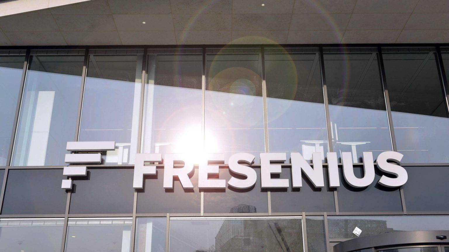 Über der Zentrale von Fresenius scheint die Sonne.